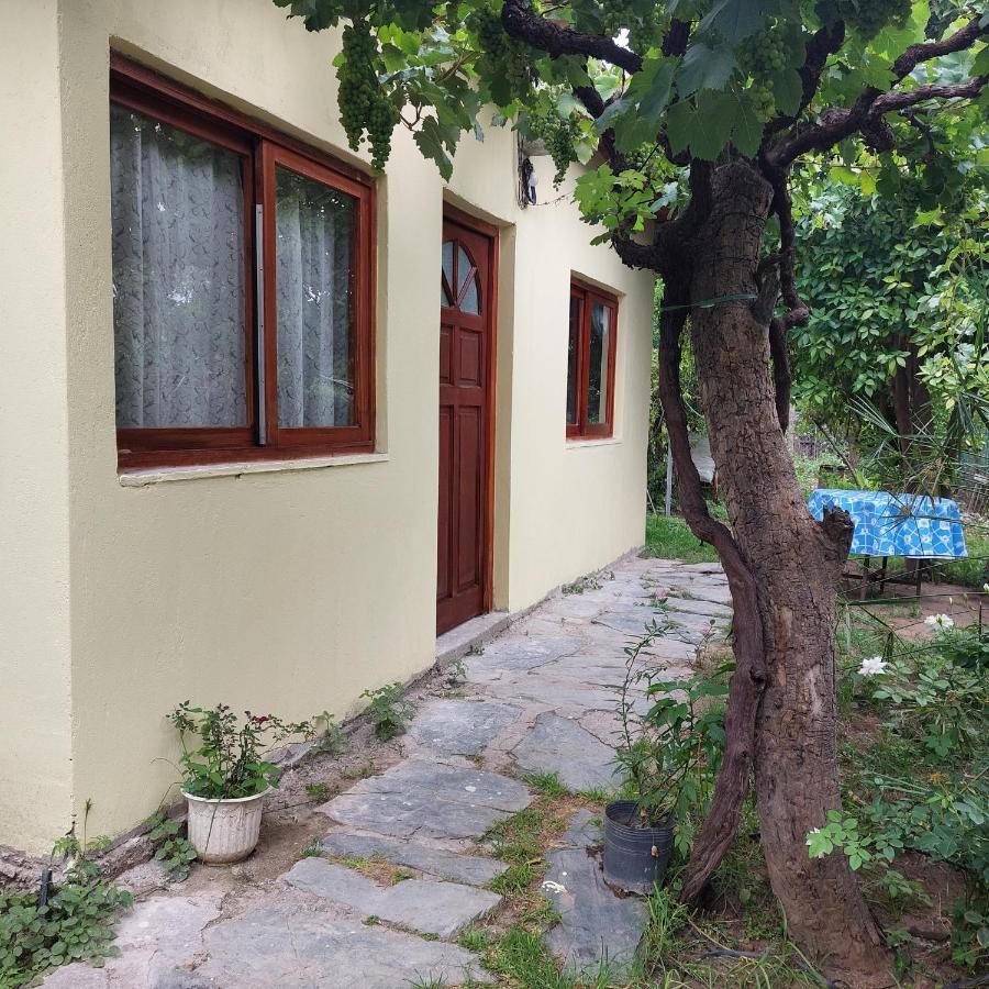 Hostal Killari Cafayate Ngoại thất bức ảnh